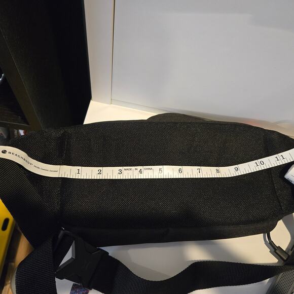 Hurley black belt bag Large with back padding - Picture 6 of 6